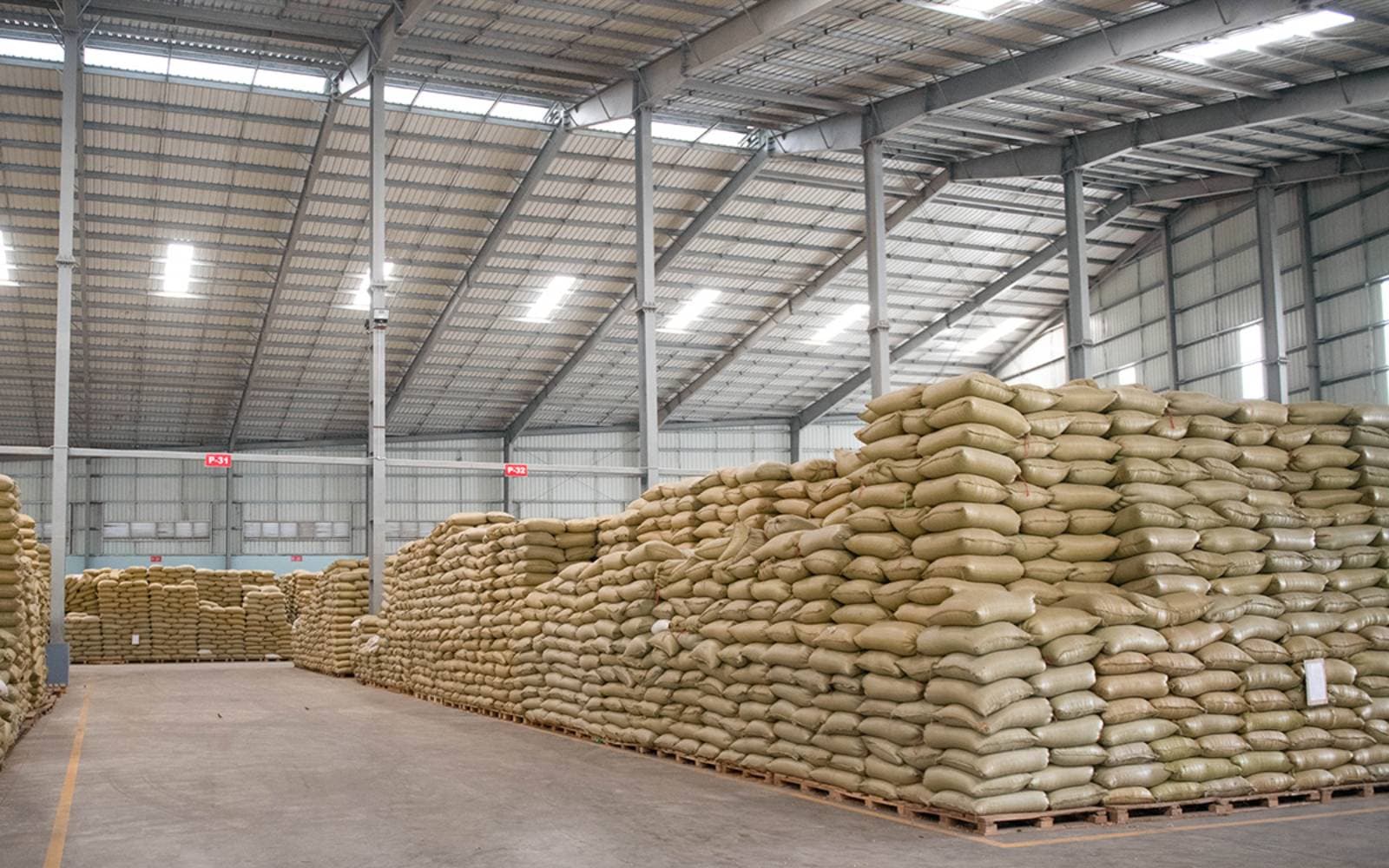 Bulk commodity handling for export operations